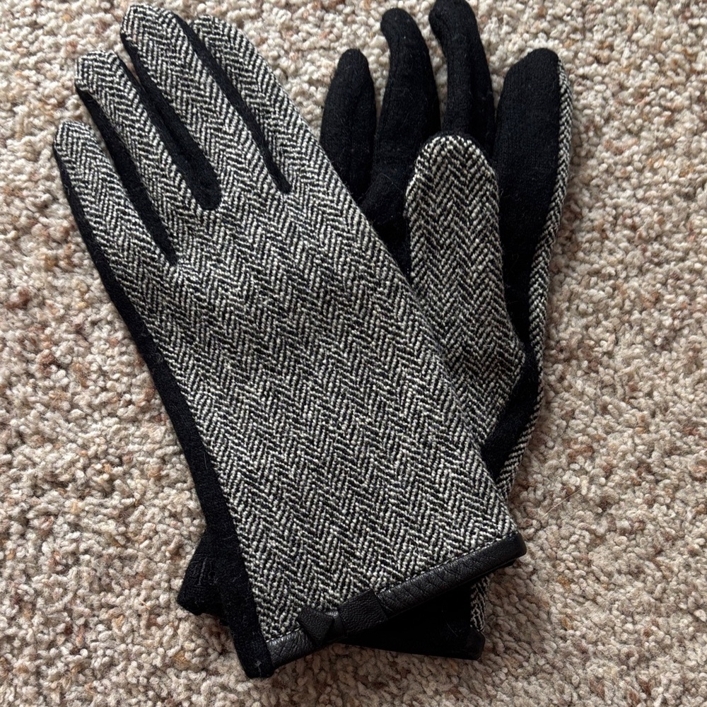 Diving gloves